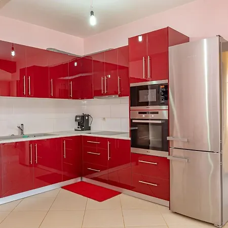Apartament * ساراندا